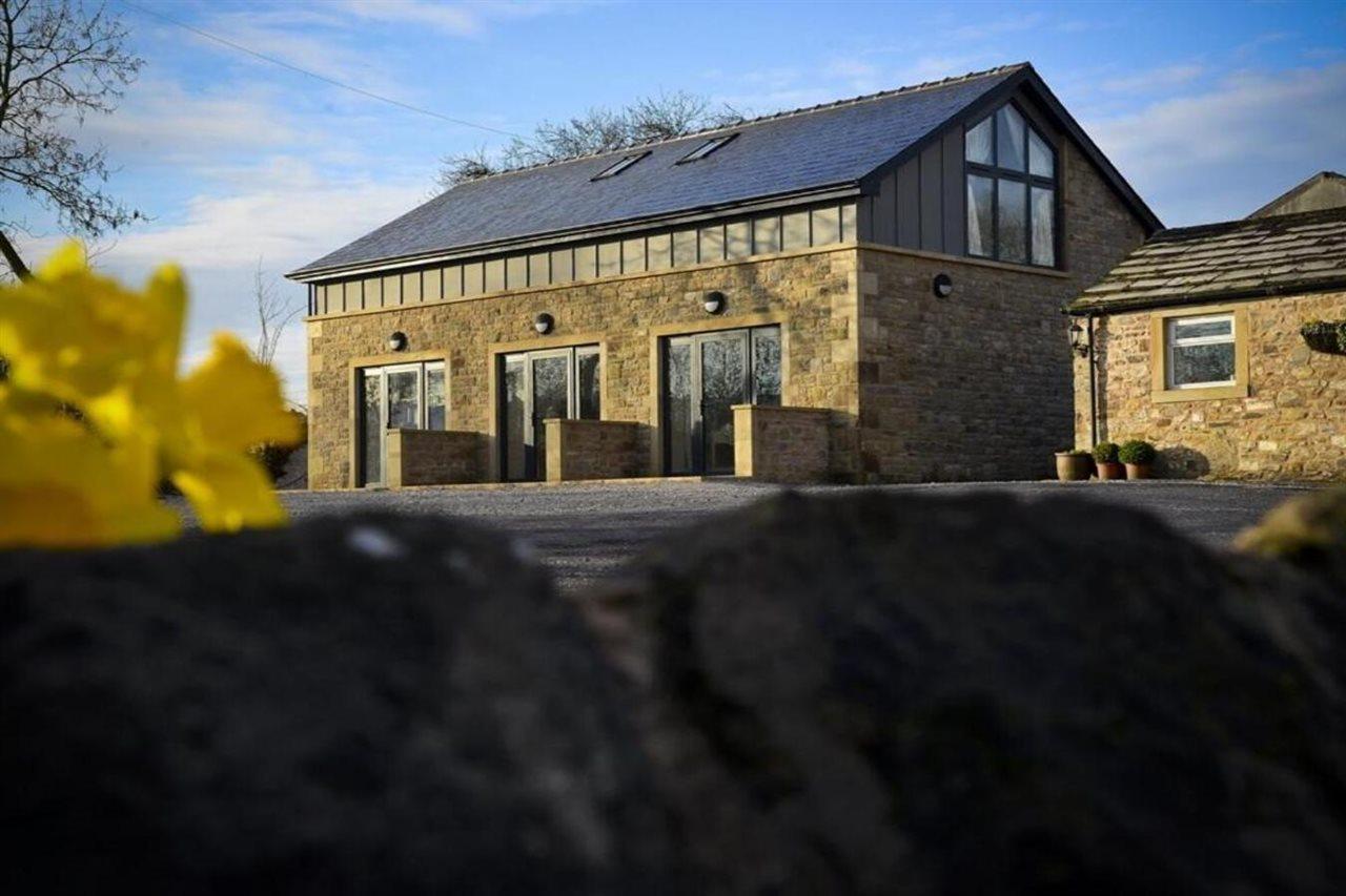 3 Millstones Inn West Bradford Exteriör bild